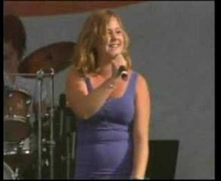 Amanda Holmberg - Vackrare dag