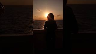 Download lagu Mentahan Video untuk di edit,Dibalik layar wanita cantik melihat sunrise #cinematic #travel #sunset mp3