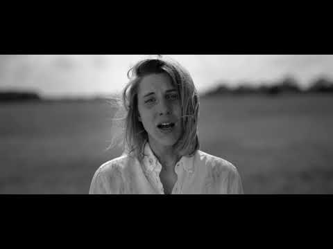 Desiree Klaeukens – Zwischenraum