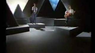 Pale Blue Eyes- Collins/Quinn