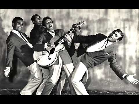 4 plus 2 (kvartet Problem), Twist na ulici