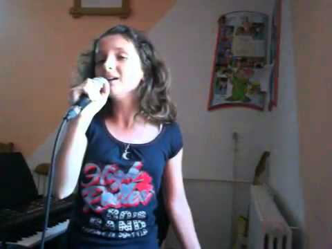 Oana Cenuse - O lacrima ( by Mihai Traistariu )