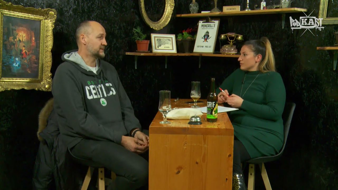 Dino Rađa - gradi kuću u Petrinji obitelji sa šestero djece