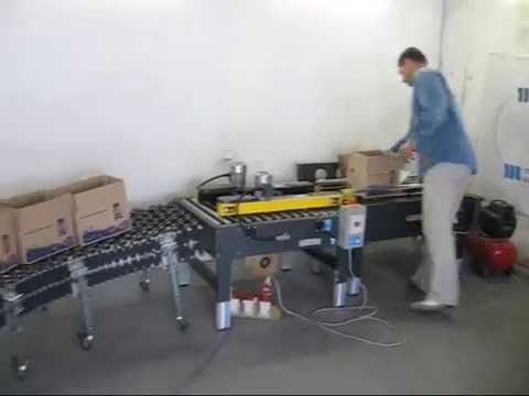 Заклеювач SIAT, машина для заклеювання коробів SIAT