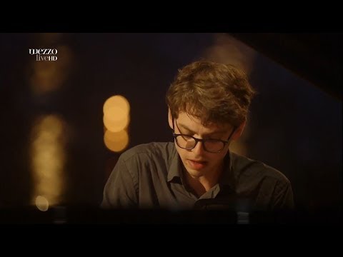 Lucas Debargue plays Scarlatti, Mozart, Ravel and Liszt - La Grange de Meslay, 2016 (HD 1080p)