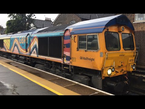 GBRF 66720 Rainbow Livery Departing Working 4Y19 At Tonbridge Alongside Class 69 & 66789 10/7/21