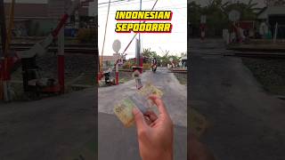 Download lagu Menyalakan Palang Pintu Perlintasan Kereta Api Manual Pakai Uang mp3