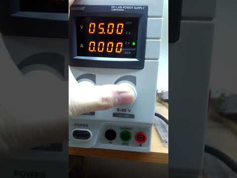 Práctica 25, manejo de la fuente de alimentación de laboratorio velleman