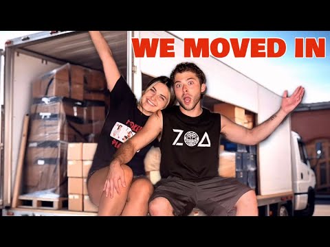 I MOVED IN WITH MY BOYFRIEND!