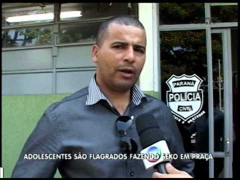 ADOLESCENTES SÃO FLAGRADOS FAZENDO SEXO EM PRAÇA   BALANÇO GERAL 14 09 12