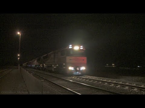 Four Locomotives On SCT MP9 Freight Train - PoathTV