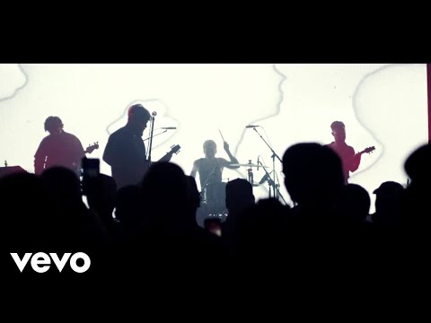 Stephen Stanley - Holding Me Up (Official Live Video)