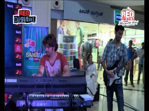 Rahul Dutta Official Red Fm :Red bandstand performance