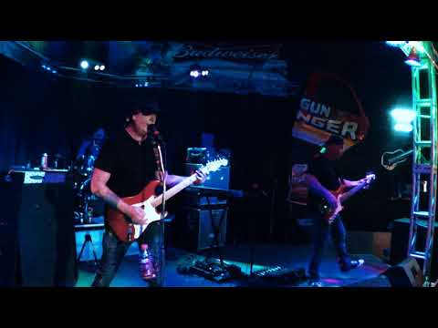 download lagu mp3 mp4 Blistur, download lagu Blistur gratis, unduh video klip Blistur