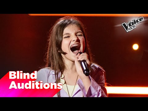 Serena canta "I Wanna dance with somebody" di Whitney Houston | The Voice Kids Italy Blind Auditions