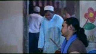 Download lagu klip lagu dlm Zombi kg pisang mp3