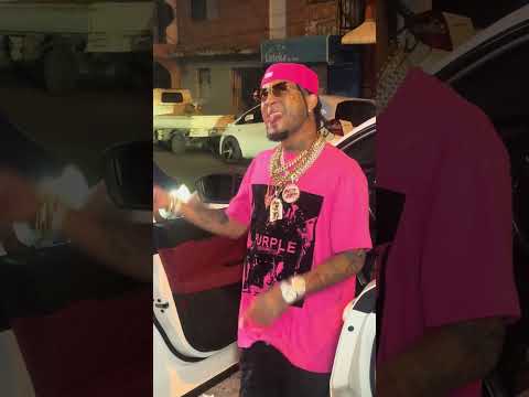 rochyrd en mueca con el tema dejenme rulay, con donaty, detras de camaras carter films