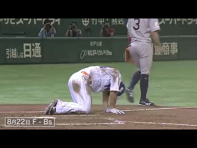 ファイターズ・中田を「走らせた」近藤、今度は自らが...