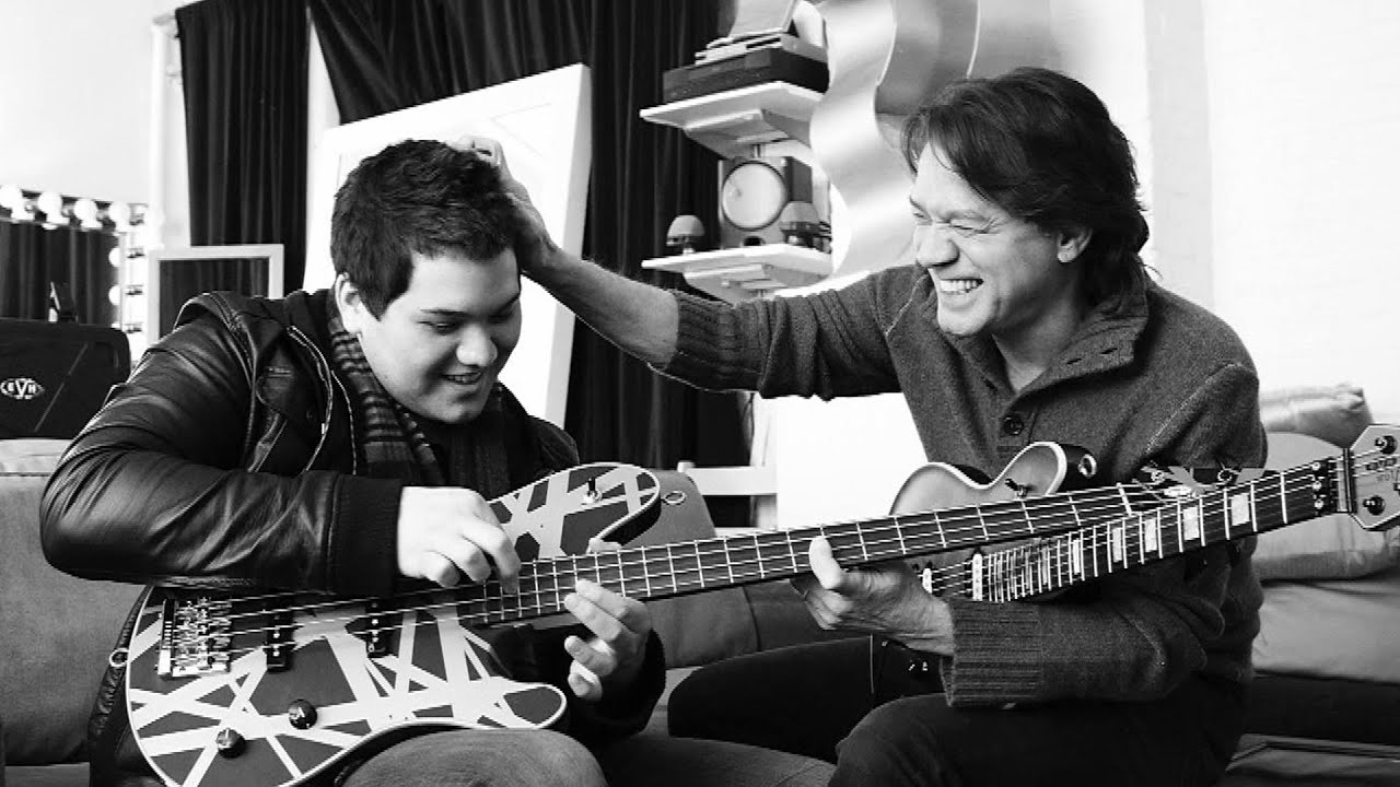 Wolfgang Van Halen Opens Up About the Final Days He Spent With Dad Eddie (Exclusive) - YouTube