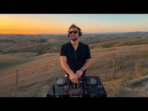 Melodic House Sunset Mix in Tuscany Italy - RÜFÜS DU SOL, ZHU, Keinemusik, Parra for Cuva, BLOND:ISH