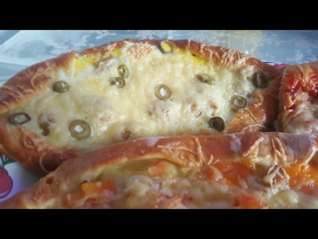 Video Pronunciation of Fougasse in English