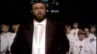 Petits Chanteurs du Mont-Royal/Luciano Pavarotti