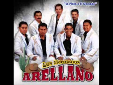 EL TORO MOCHO  LOS HERMANOS ARELLANO