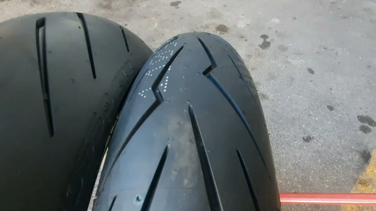 Pirelli Diablo Rosso 3 180/55 R17 e 120/70 R17