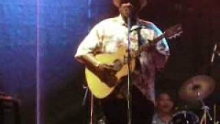 Taj Mahal Live in Toronto - Freight Train