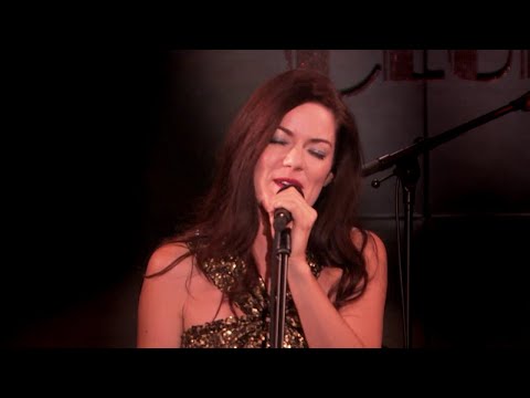 Emilie-Claire Barlow - Live in Tokyo - Raindrops Keep Fallin' On My Head