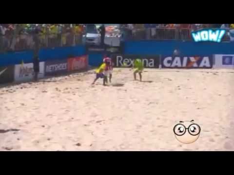 Top 10 golaços do futebol de areia