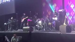 Kim Burrell - Victory