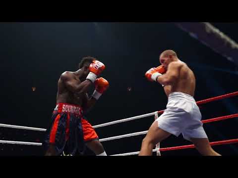 Mohamed Soumaoro vs Samuel Hadzima (extraits )