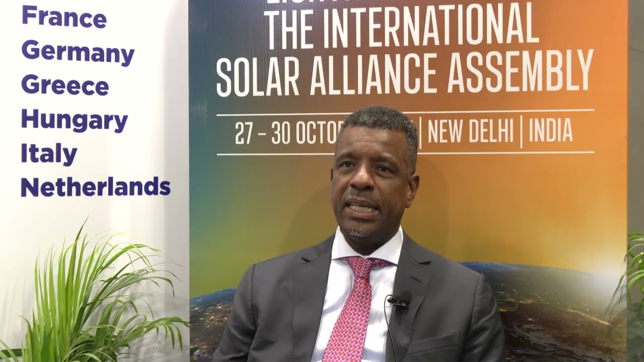 H.E. Dr Vince Henderson, Hon'ble Minister, Ministry of Foreign Minister, Commonwealth of Dominica