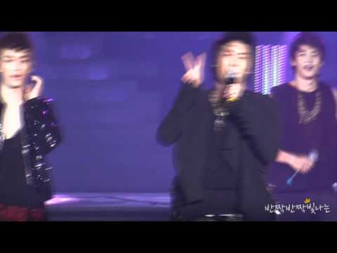 110101 Excited Jonghyun Running Around to "Ready or Not" --babo!  vㅎㅅㅎ