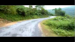 preview picture of video 'Vietnam motorcycle tours - Motorcycle trips to Ha Giang'