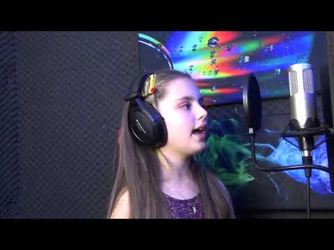 Livia Cursaru-Ce are ea-cover(Delia)