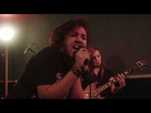 345 CABINA DEL TERROR - LA BESTIA