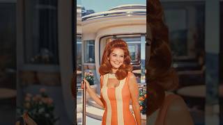 Luxury House Tour in 1950s American Suburbs | Retro Sci-Fi Short