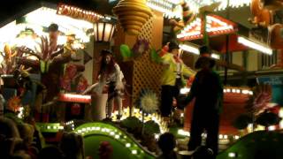 preview picture of video 'Bridgwater Carnival 2011 Part 1 in HD'