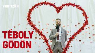 Rendőrrel dobtak ki a bálról, hogy a gödi polgármesternek ne kelljen válaszolnia