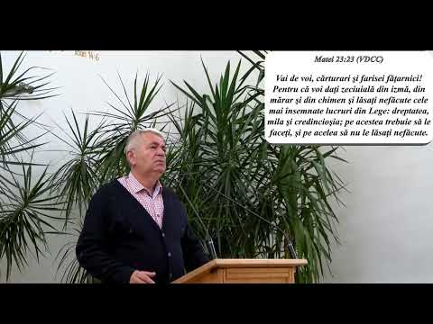 "Sa iubesti pe aproapele tau ca pe tine insuti." - toata Legea se cuprinde intr-o singura porunca