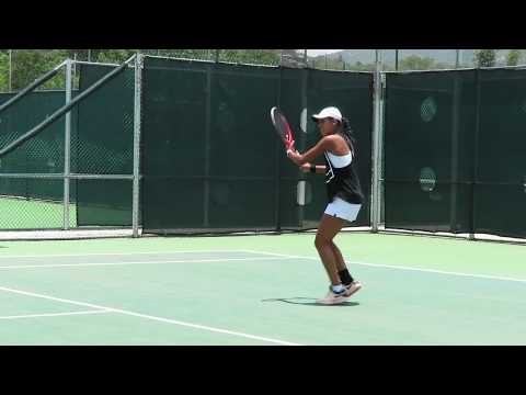 María José Portillo entrena en Sport City