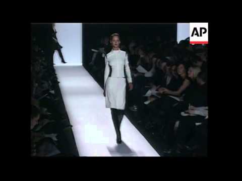 Narcisco Rodriguez' Winter 2003 collection