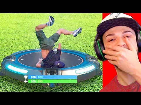Reacting to the FUNNIEST Fortnite MEMES! (MUST SEE)