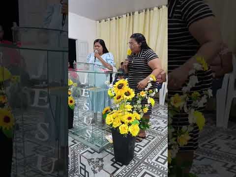 dupla Iza e Naziene louvando a Deus em garrafão do Norte Pará ad fundo de pote 🙌❤️‍🔥 lá vem ele ..🔥