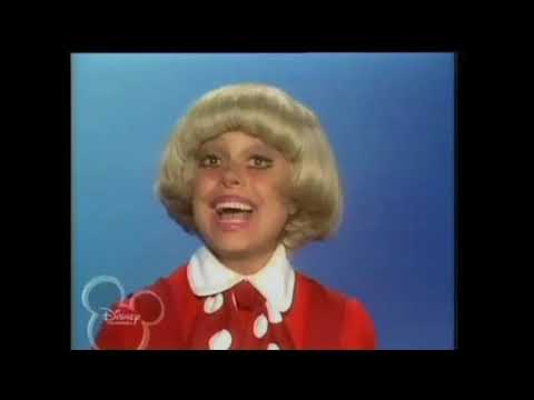 Muppet Songs: Carol Channing - Jeepers Creepers Medley