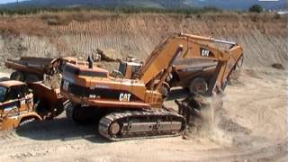 preview picture of video 'Caterpillar 365B LME, D6R XL, 735 Road Construction, Leutenbach, Germany, 29.07.2004.'