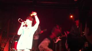 Download lagu Nahkoda Jogjakarta - Dalan Anyar ( Didi Kempot )| Live At Kalui Caffe Jogja mp3