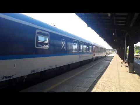 380 003 3 Příjezd do Kolína